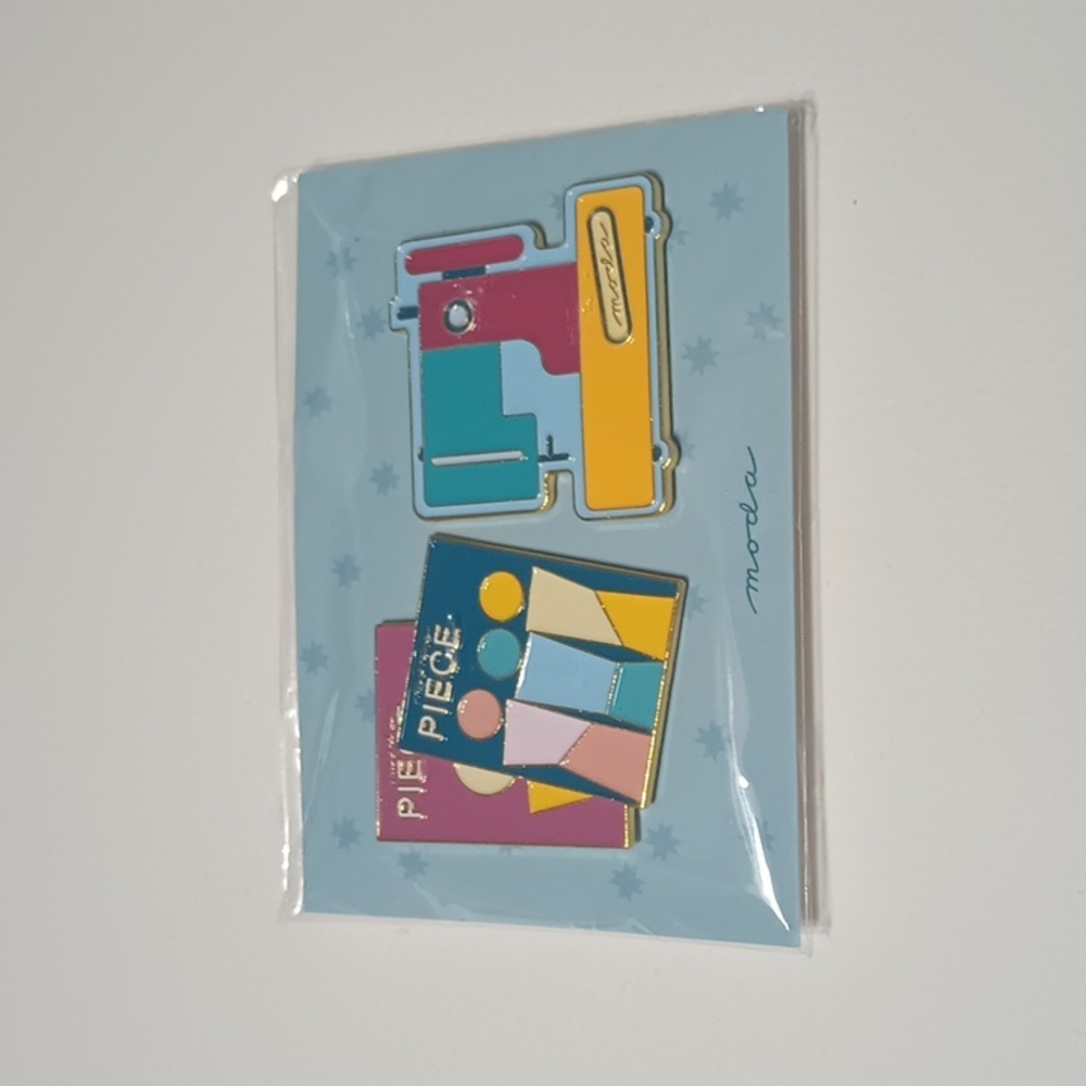 Lapel Pins by Moda Fabrics Moda Piece Magazine & Sewing Machine Enamel